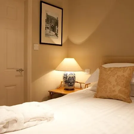The Cavendish Arms Hotel Cartmel Room photo